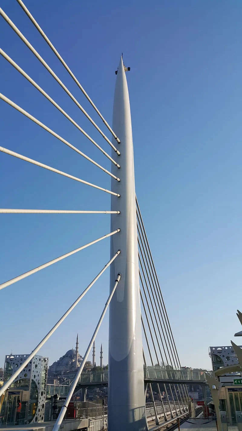 جسر المتر «القرن الذهبي» في اسطنبول — دليل حول جسر Haliç Köprüsü