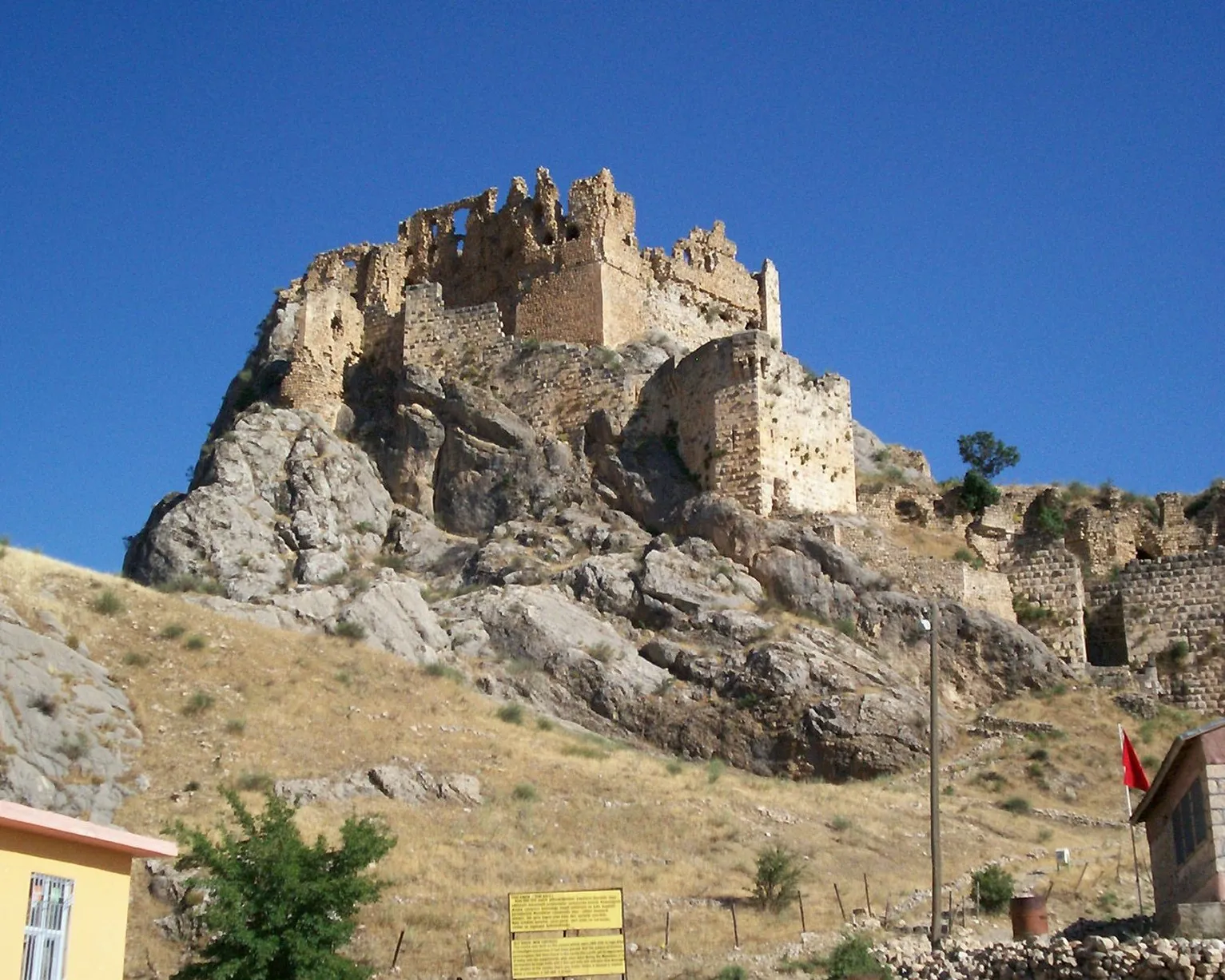 Kâhta — Nemrut Dağı ve Kommagene’ye açılan turizm kapısı