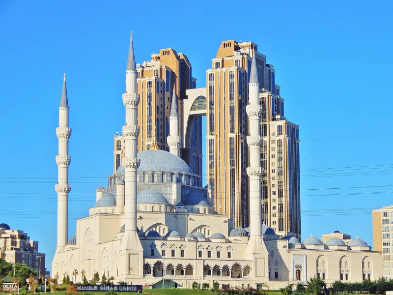 Mimar Sinan mecset (Atasehir, Isztambul) – útmutató és tippek