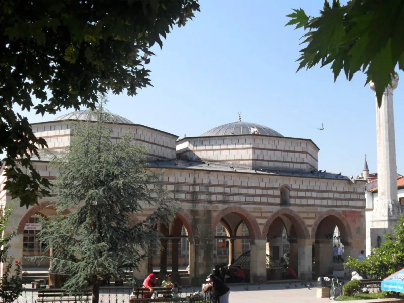 مسجد نصر الله (Nasrullah Camii) في كاستامونو — دليل سياحي