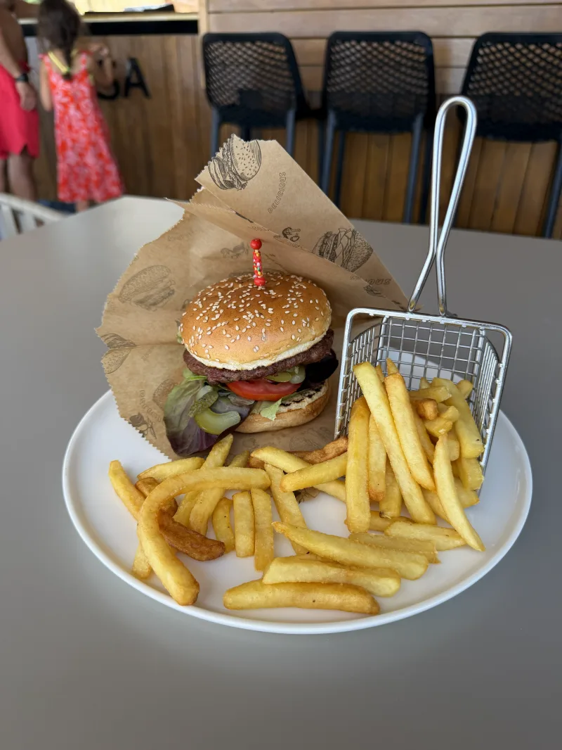 Burger 74 Club