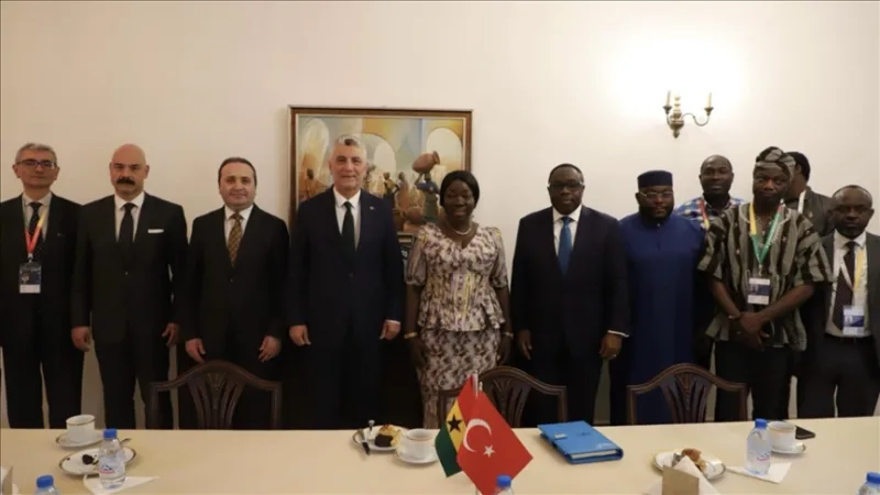 Ministras Bolat surengė dvišalius susitikimus per 14-ąją Pasaulio prekybos organizacijos ministrų konferenciją