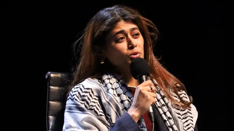 Rima Hassan, het Franse lid van het Europees Parlement van Palestijnse afkomst, werd de toegang tot Canada geweigerd