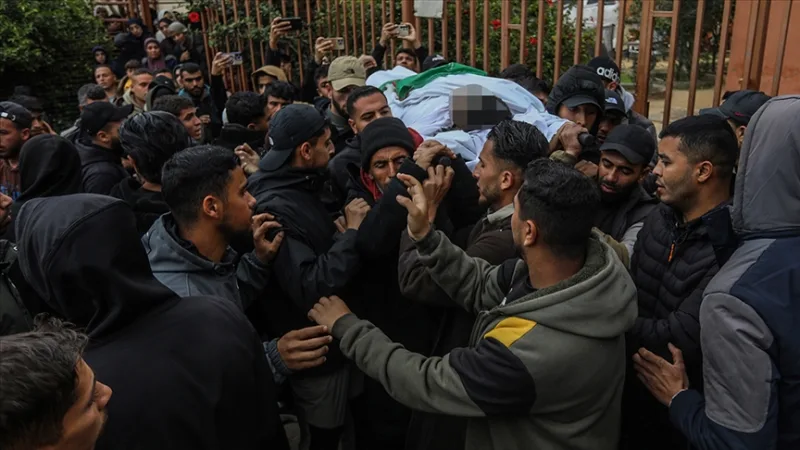 Ondanks het staakt-het-vuren zette Israël zijn aanvallen en vernielingen in Gaza voort