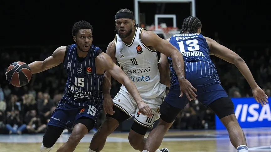 Anadolu Efes porazil Dubai Basket 85:69