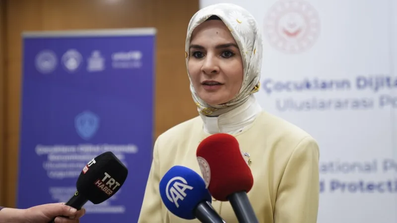 Bakan Göktaş: Güçlü Türkiye idealimizi yeni bir seviyeye taşıyacak düzenlemelerimizin hayırlı olmasını diliyorum