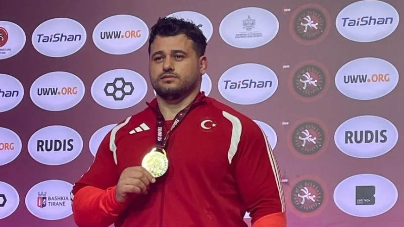 Taha Akgül a fait le bilan des Championnats d'Europe de lutte