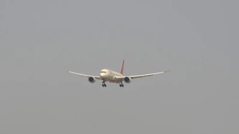 Индийские авиакомпании предупреждают, что в случае отказа от снижения налога на топливо они приостановят свою деятельность